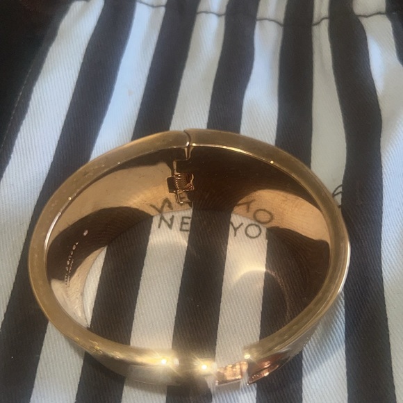 Henri Bendel Logo Metropolitan Cuff - Picture 10 of 10